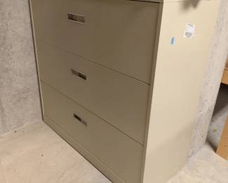 $60 - 3 DRAWER FILE CABINET - 42W X 41.5H X 18.25D