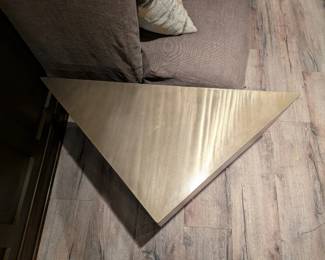 $200 - TRIANGLE METAL MCM TABLE