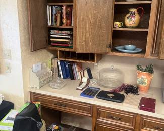 Various kitchen items