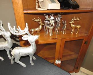 Metal reindeer