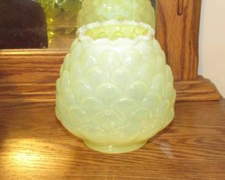 Fenton uranium glass