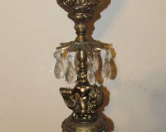 Unique cherub lamp