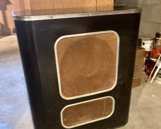 Jensen Speaker 1960s -- Radio Bass Reflex Speaker Cabinet