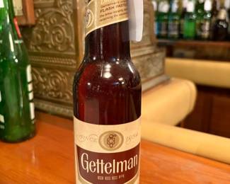 Gettelman Beer -- Full with Original Cap