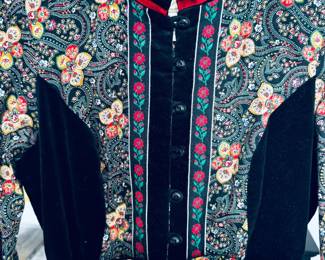 Vintage Gunne Sax dresses. Beautiful condition and not to be missed!