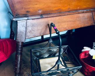 Circa 1850's Petrin - antique dough box with original lid. Gorgeous patina on the wood! 