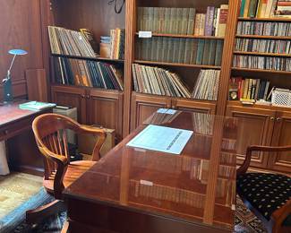 Bombay Desk and Office Rolling Chair
