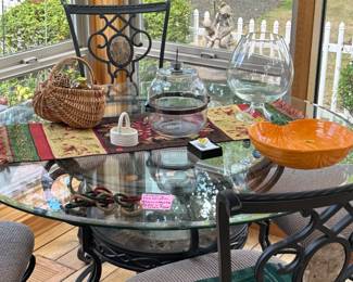 Ashley furniture glass and marble round table and 4 chairs