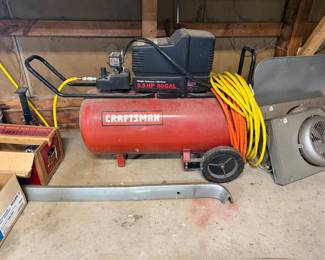 Air compressor