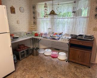More kitchen items