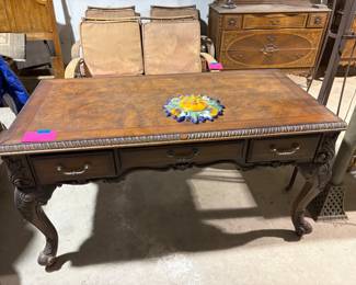 VINTAGE DESK.