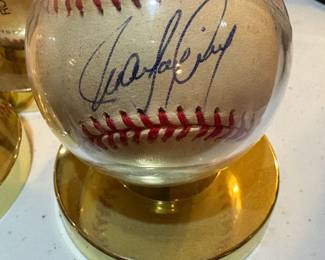 QUITE A FEW AUTOGRAPHED BASEBALLS IN THIS FANTASTIC COLLECTION.