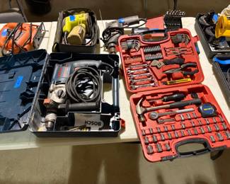 MORE POWERTOOLS, BOSCH HAMMERDRILL