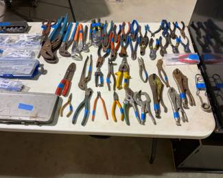 HUGE SELECTION OF PLIERS