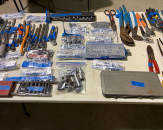 LOTS OD HIGH END SOCKETS BLUEPOINT, CRAFTSMAN, SNAP-ON AND MORE.