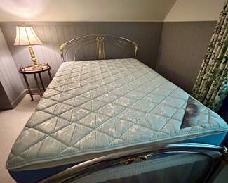 Full Size Bed & Mattress