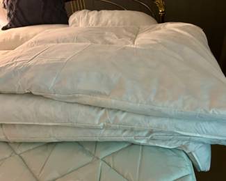 Full Size Down Comforter