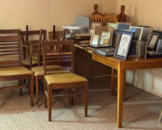 vintage dining table, picture frames