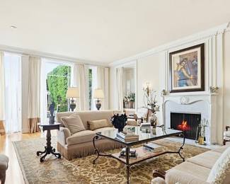 Glamorous living room