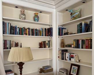 Fine Collection of Books & Chinese Pottery