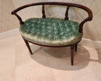 tufted antique vanity bench, 1 corner damaged