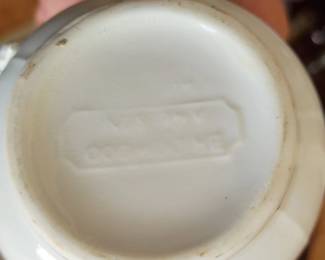 adjust pottery