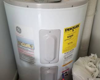 Electric hot water heater