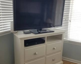 Media console; TV