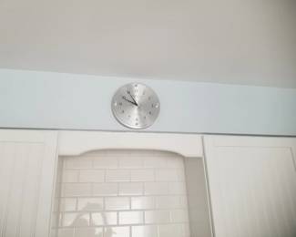 Wall clock