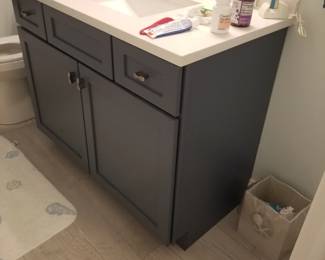 Bath vanity