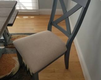 Trestle table dining set seats 6: chair detail