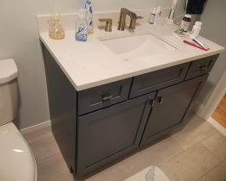 Bath vanity
