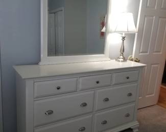 7-drawer dresser with mirror; table lamp