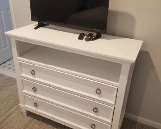 Media console; TV