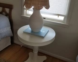 Pedestal table; table lamp