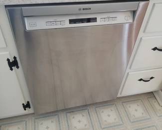 BOSCH dishwasher has stainless steel interior