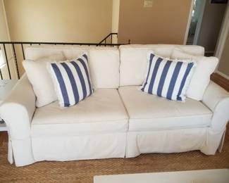 Casual & comfortable couch