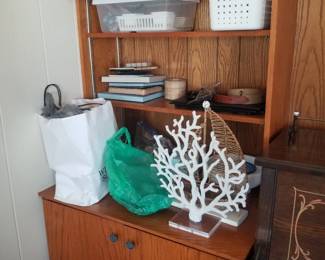 Seashore decor and household items