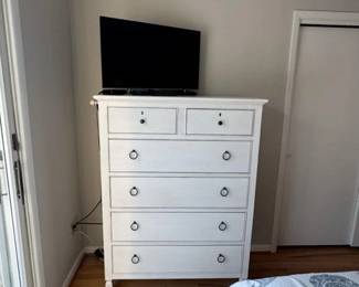 King bedroom suite: tall dresser