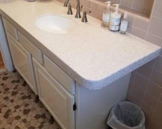 Bath vanity