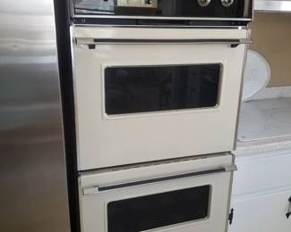 Modern Maid double oven in biscuit