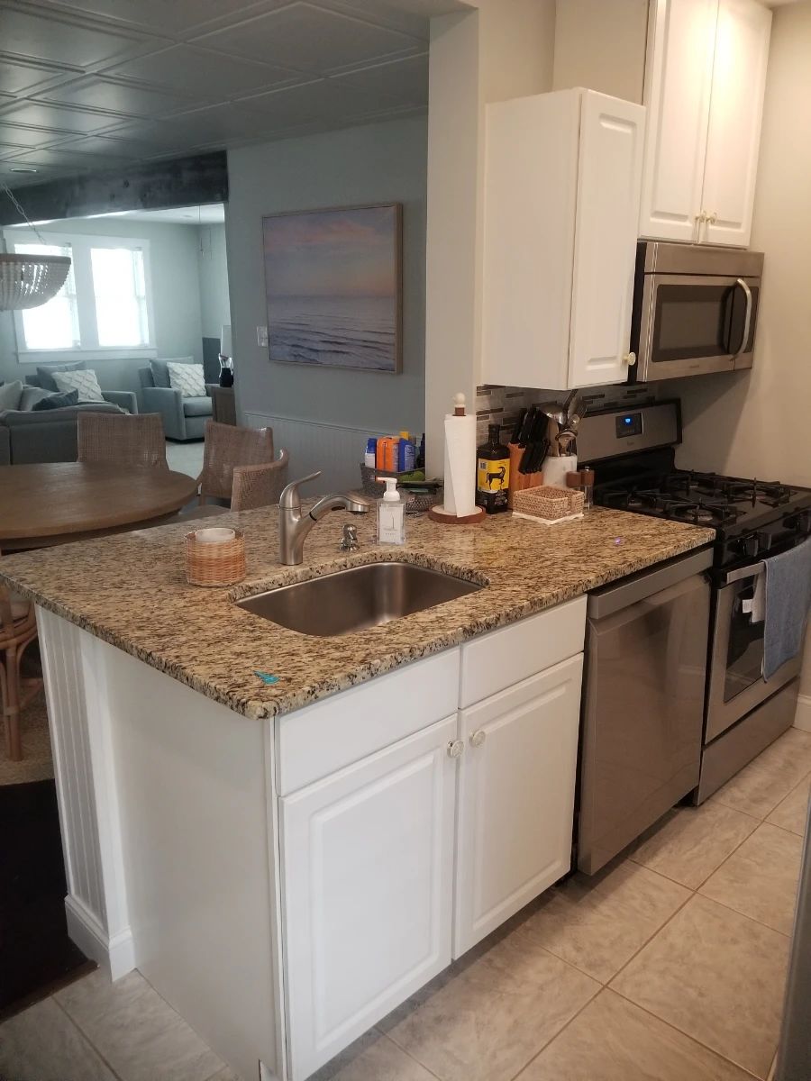 Condo size kitchen has all the essentials