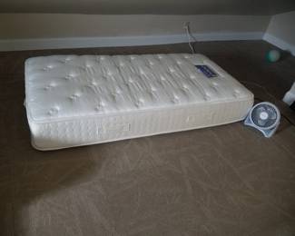 Single bed mattresss