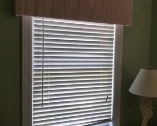Window valances & blinds