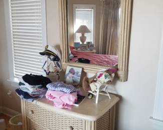 Queen bedroom suite: dresser with mirror.