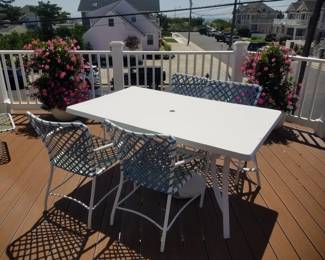 Brown Jordan patio furniture; patio dining table