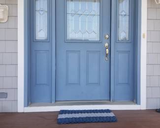 Entry door with side lights