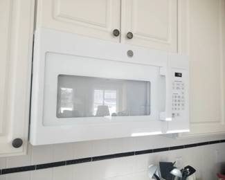 GE microwave oven mfg. 4/2023