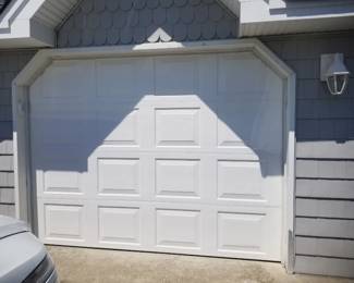 Insulated garage door