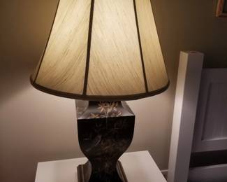Table lamp